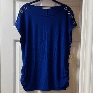 89th & Madison Blue Grommet Short Sleeve Top